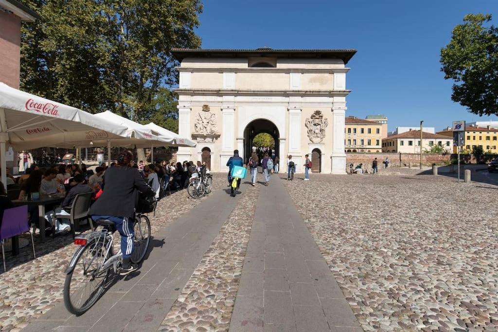 Appartamento Sul Fiume Al Portello Padua Exteriör bild